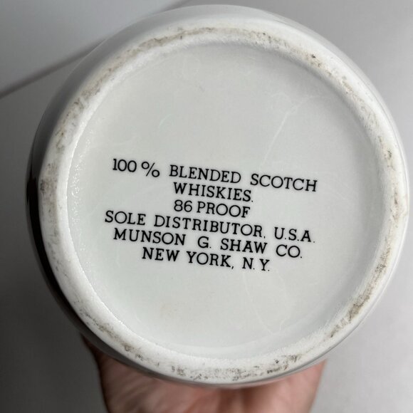 VAT 69 Gold Bar Pitcher Gold Rim and Handle Golden Light - Picture 4 of 5